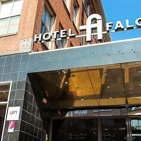 Falcon Plaza Centre Hotel