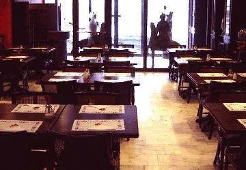 Falcon Plaza Centre 3*