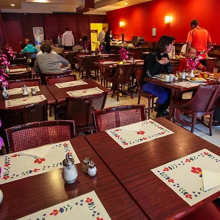 Ξενοδοχείο Falcon Plaza Centre 3*