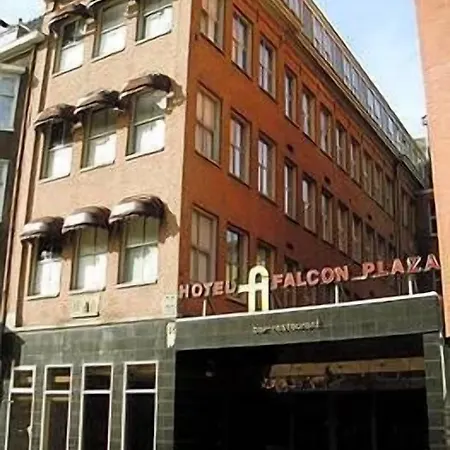 Falcon Plaza Centre 3*